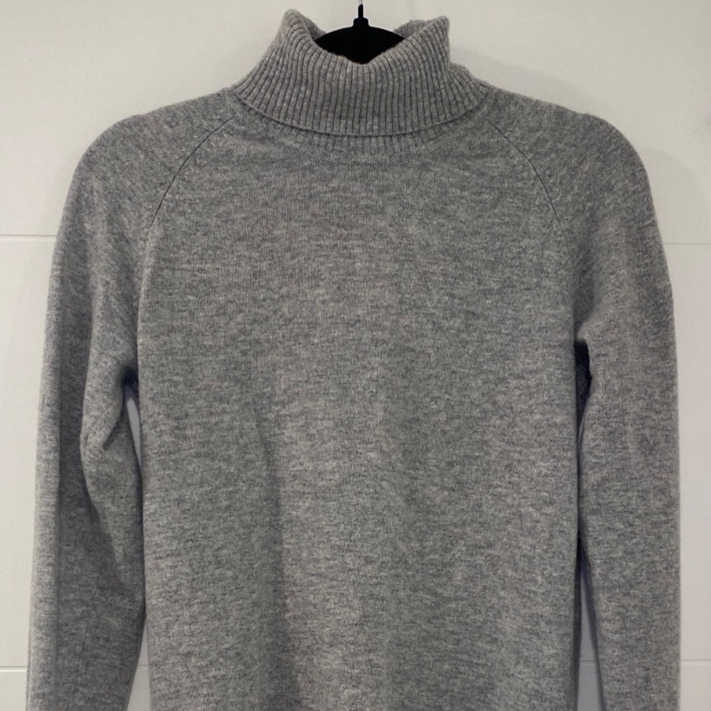Bexley wool roll neck jumper